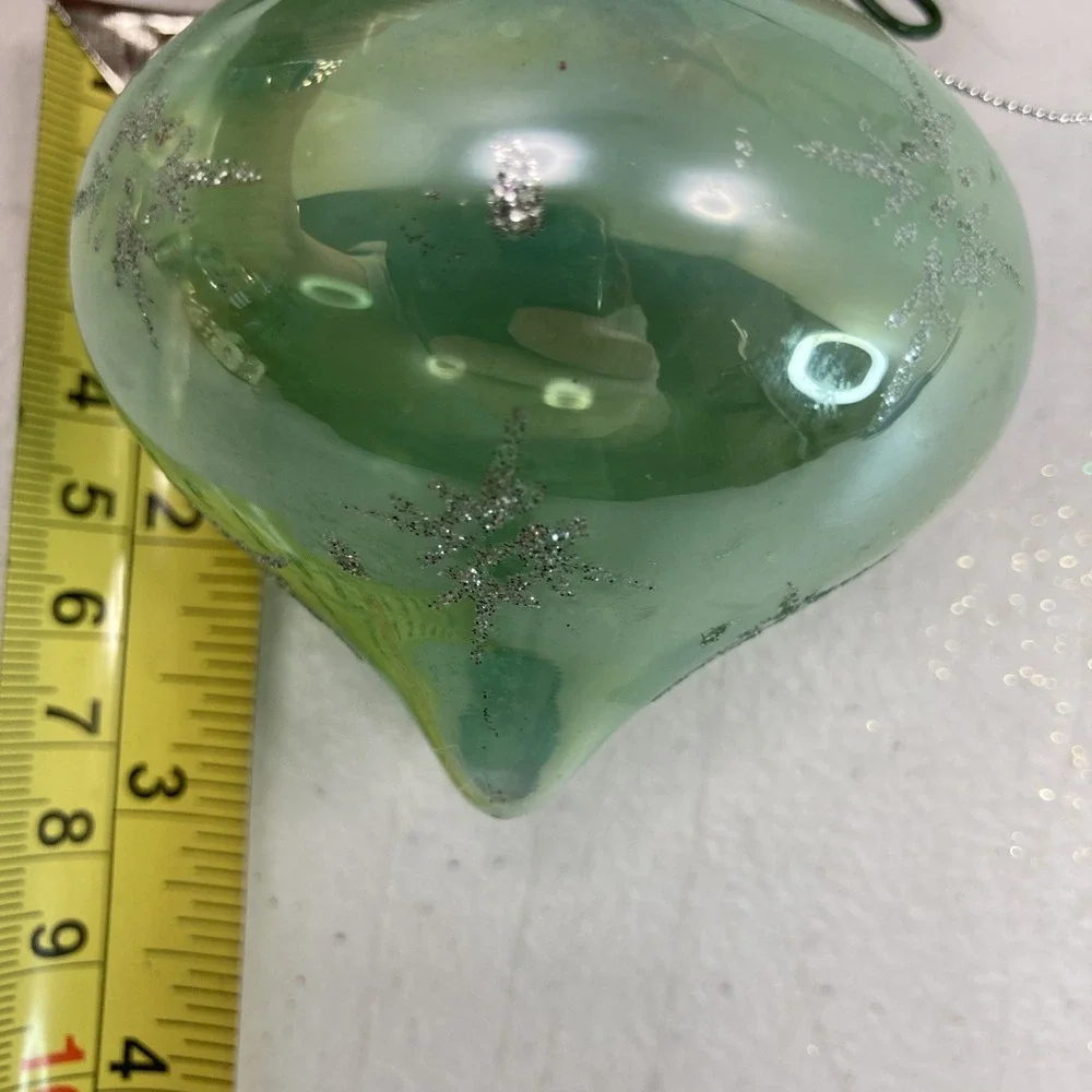 Random Lot Of 4‎ Vtg Blown Glass Christmas Ornament Acorn Cameo 3